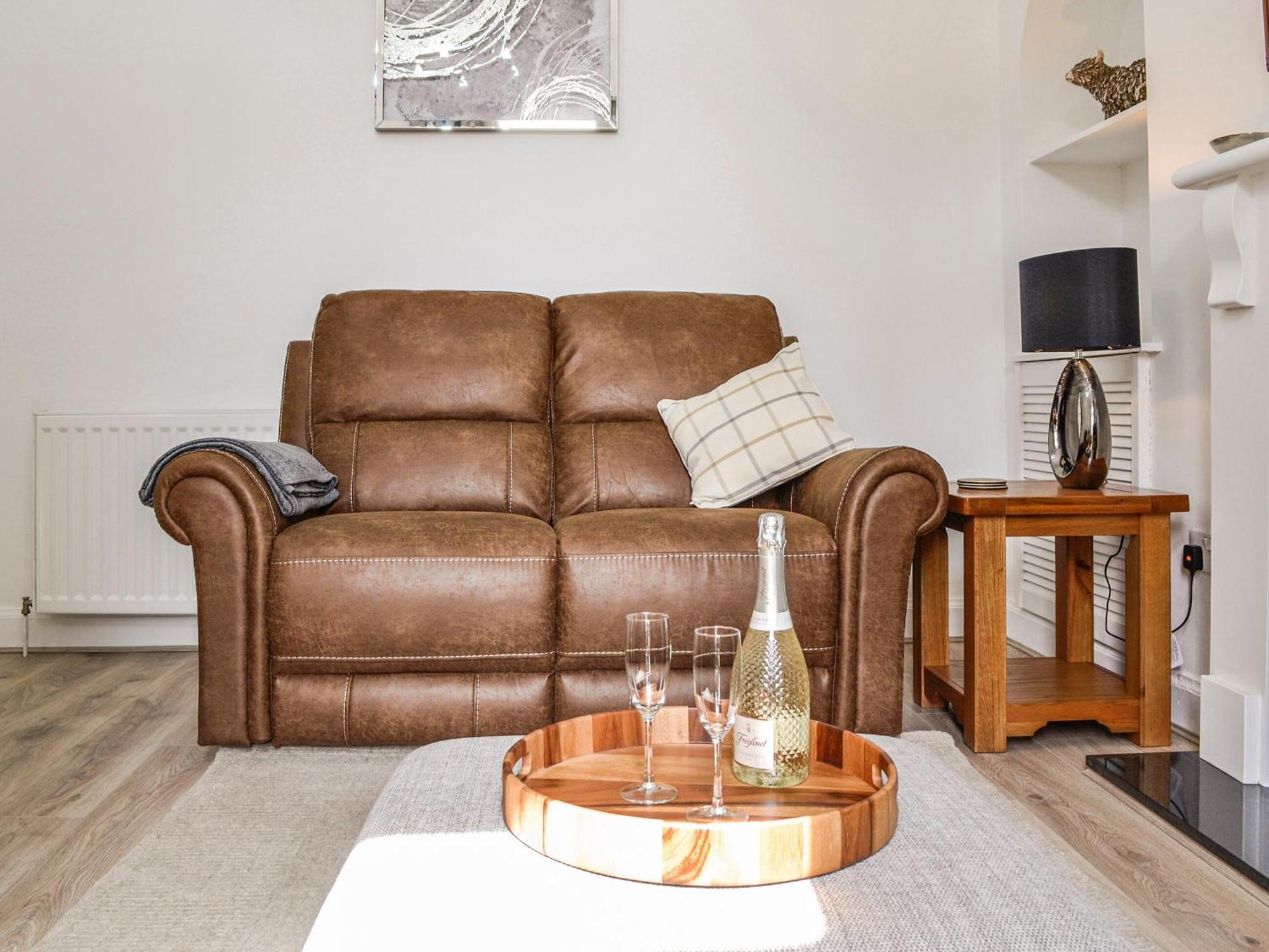 Dezzys Villa Монтроуз Екстериор снимка